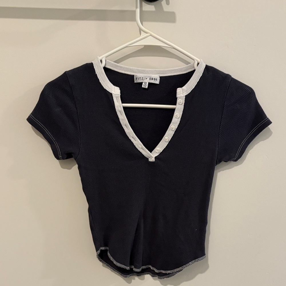 Tilly's Navy Blue Ribbed Short Sleeve Henley with White Trim